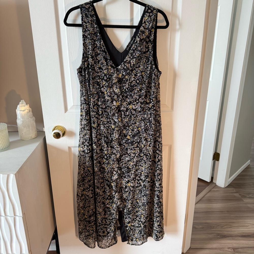 Love & Legend Black, Yellow, Gray Floral Midi Dress V-Neck Sleeveless